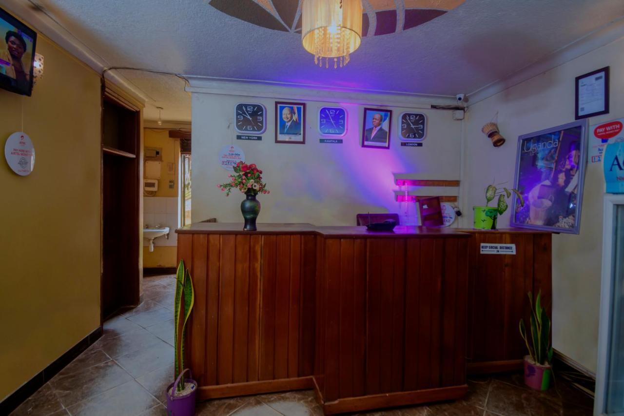 Royal Lake View Gardens Kampala Exterior photo